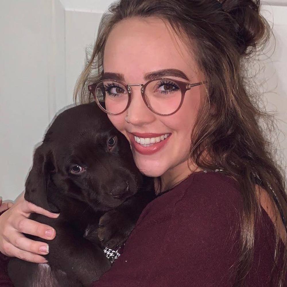 Meet your Posher, Elsa